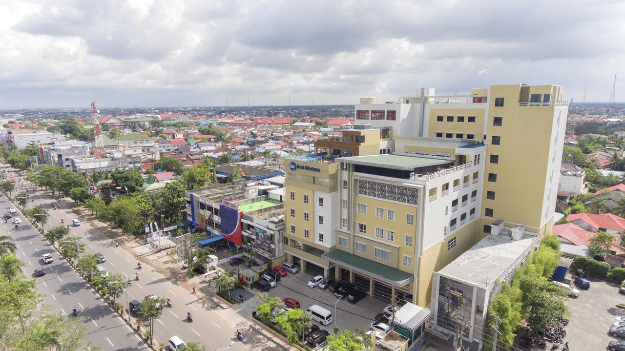 Best Western Kindai Hotel Banjarmasin  Zewnętrze zdjęcie